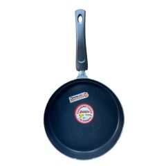 GREBLON MEŞHUR KARADENİZ TEFLON TAVA KAPAKLI 26 CM